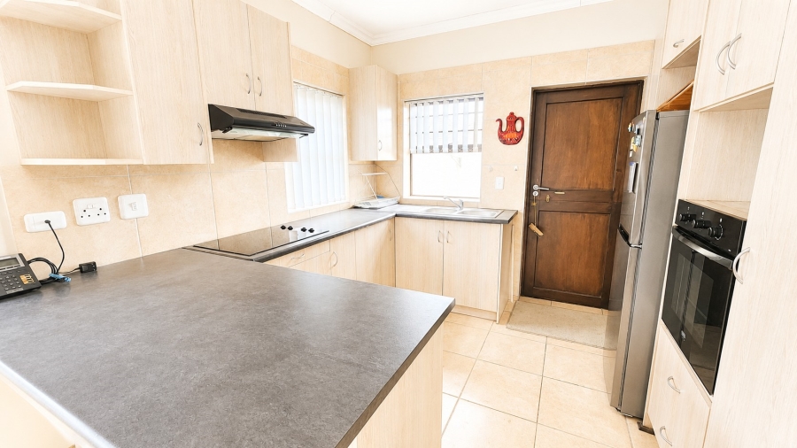 2 Bedroom Property for Sale in Blue Mountain Village Western Cape